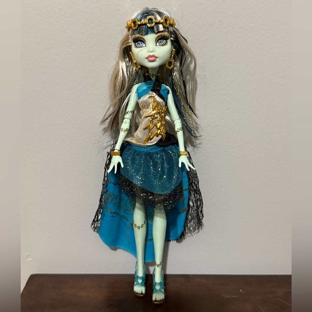 Monster High 13 Wishes Frankie